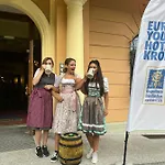 Euro Youth & Krone 3*