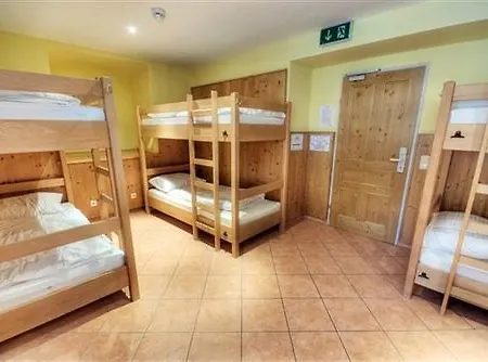 酒店 Euro Youth & Krone 3*