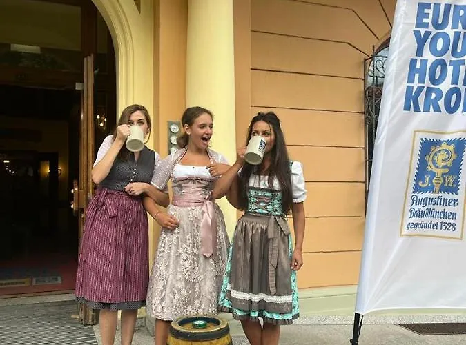 Euro Youth & Krone 3*