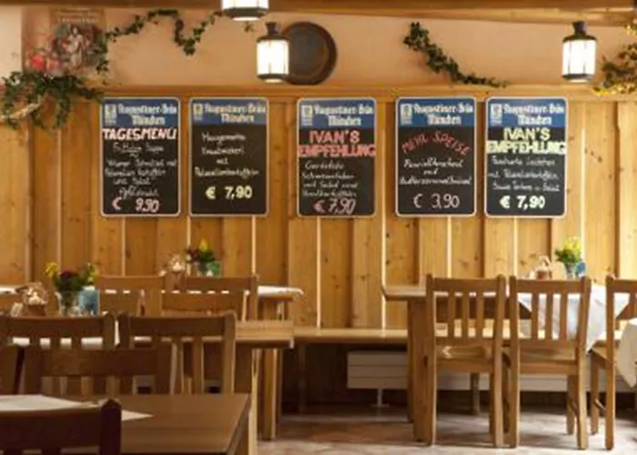 Euro Youth & Krone Hotel