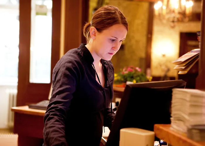 Hotel Euro Youth & Krone