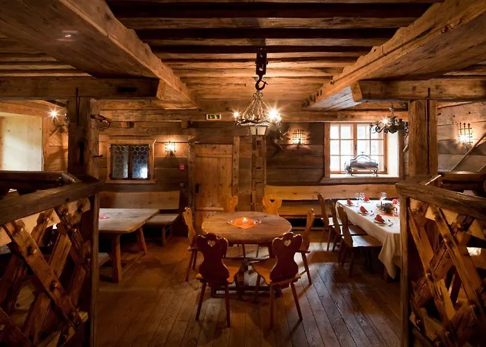 Euro Youth & Krone Hotel 3*